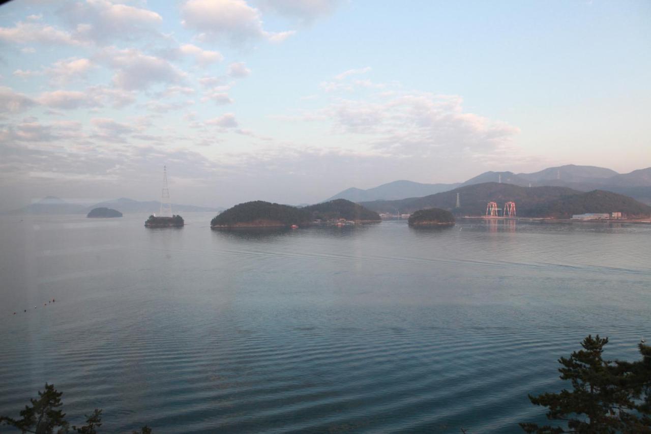 Tongyeong Bridge Hotel Exterior foto